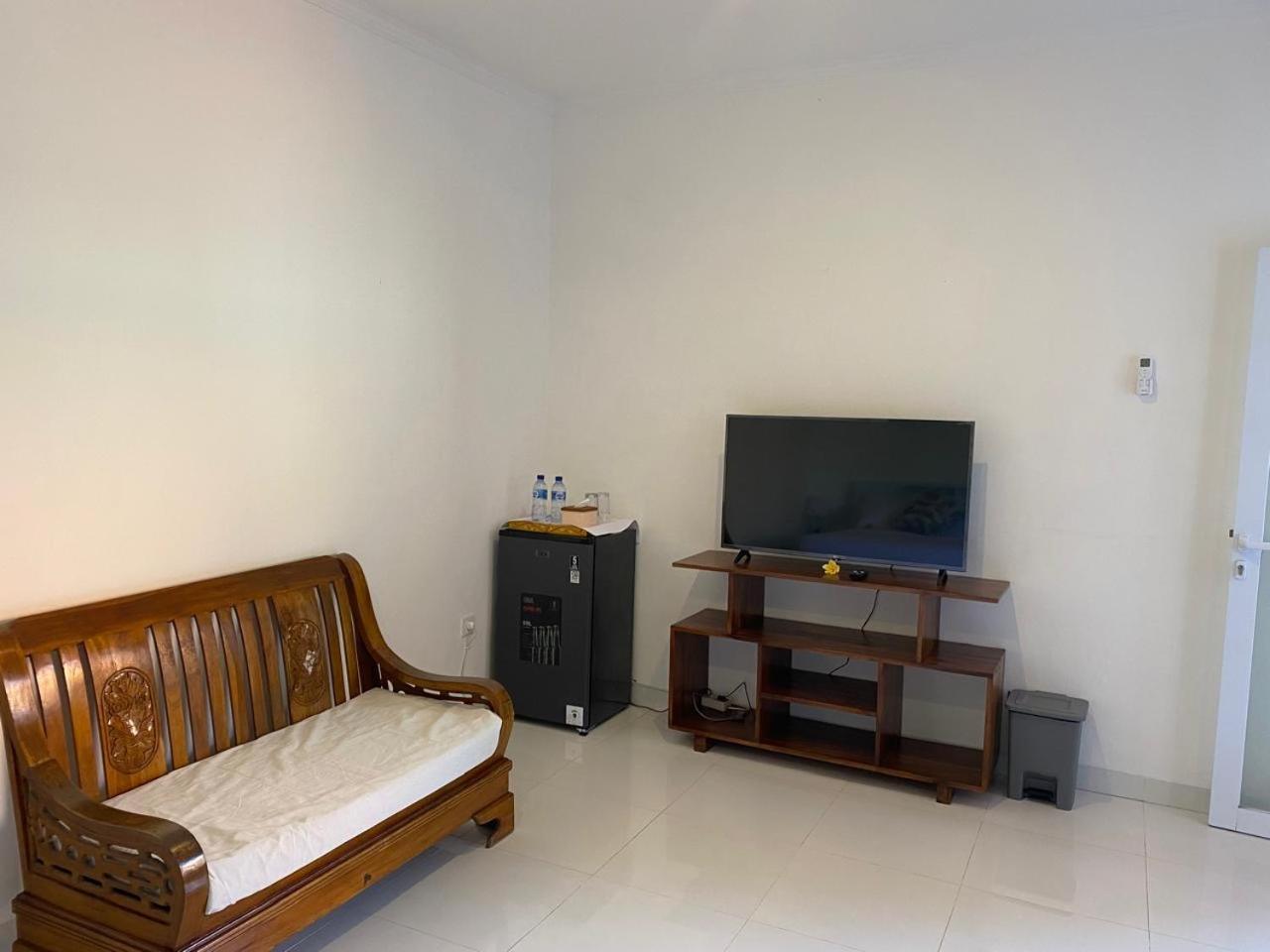 Manis Guest House Seminyak Zewnętrze zdjęcie