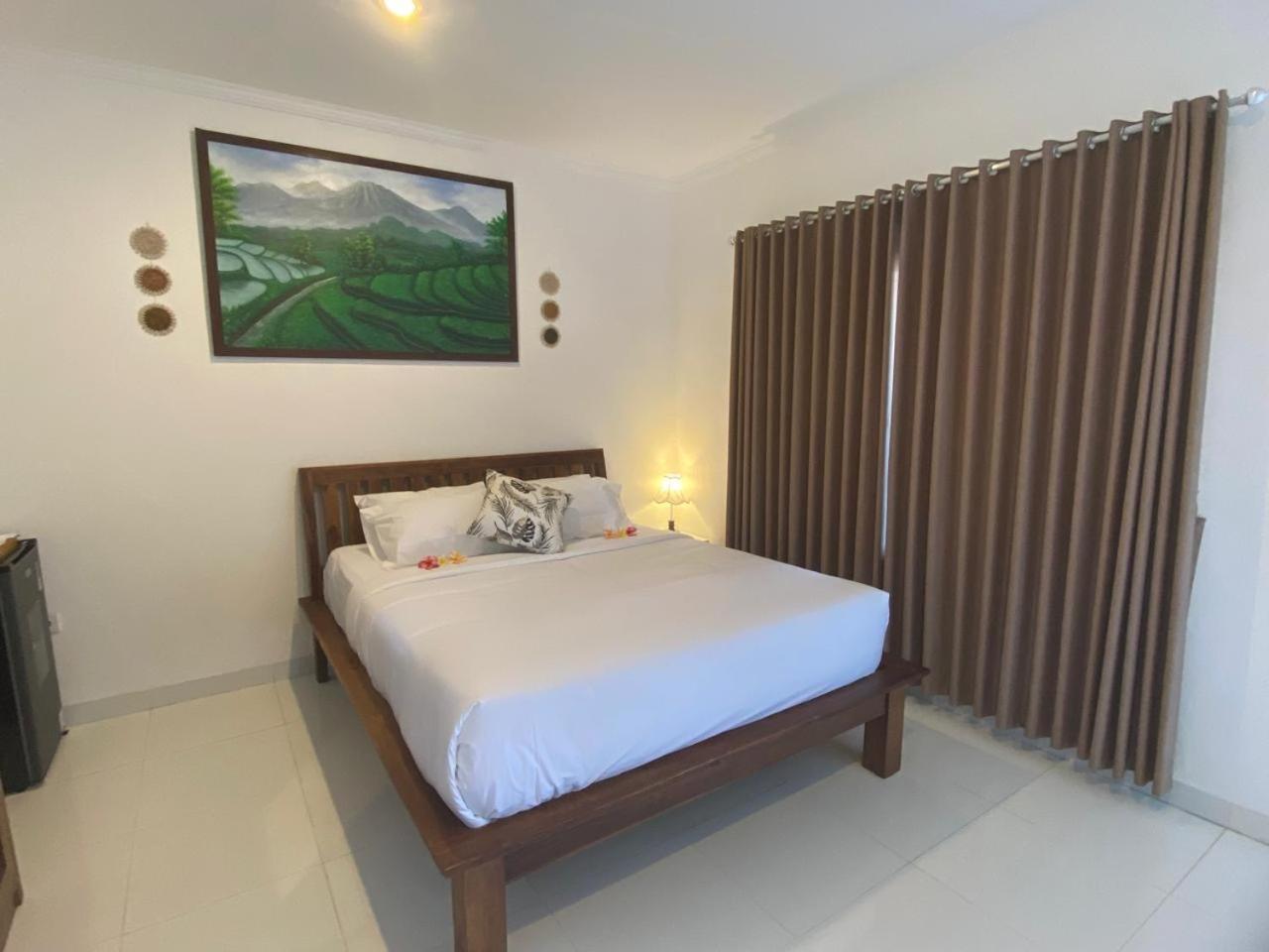 Manis Guest House Seminyak Zewnętrze zdjęcie
